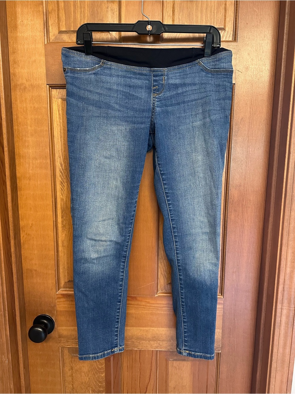 Isabel Maternity by Ingrid & Isabel Medium Blue Ankle Skinny Jeans Size 4
